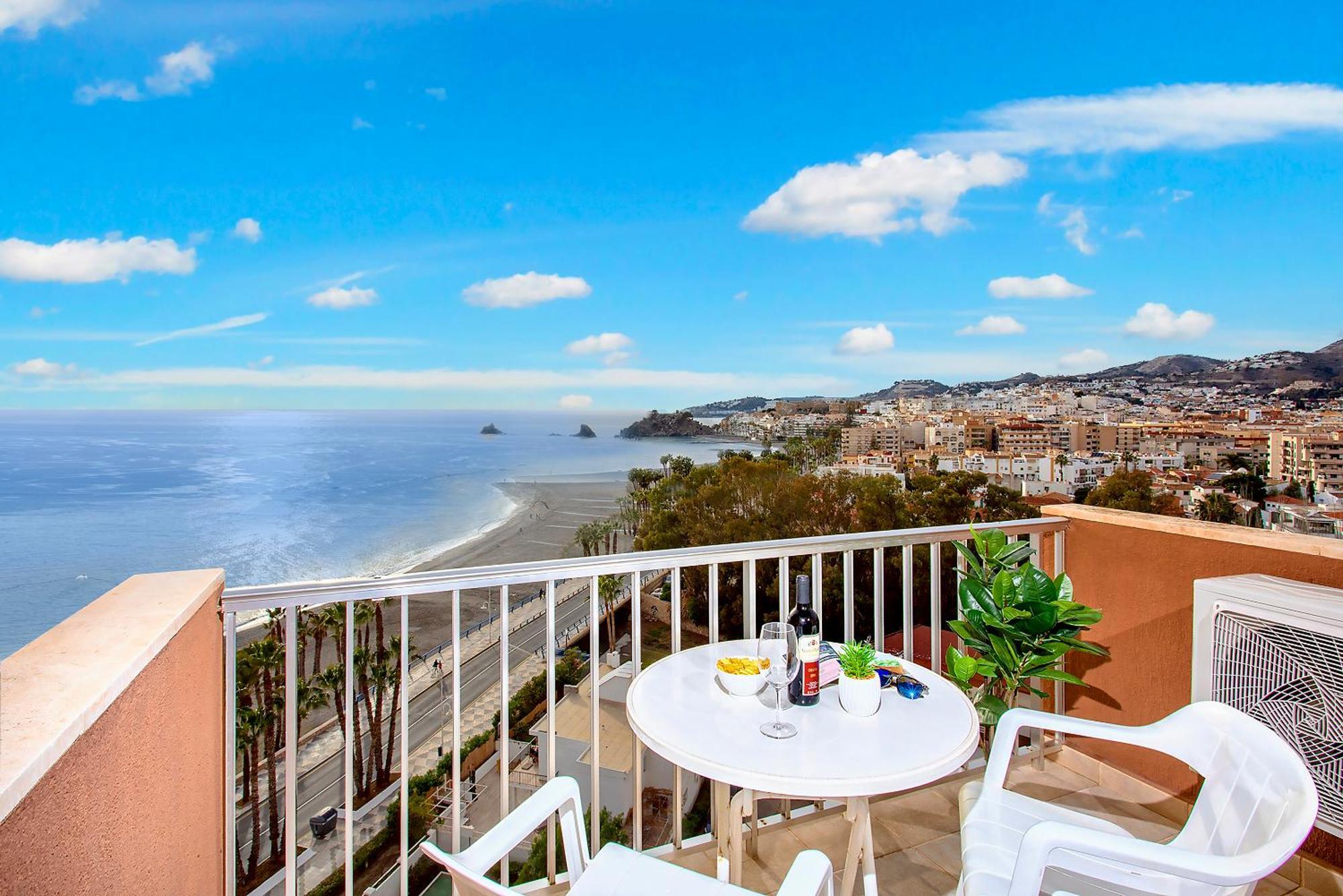 1004 - Beachfront Apartment On El Paseo, 4 Pers - Air Conditionning - Wi-Fi - Smart Tv 阿尔姆尼卡 外观 照片